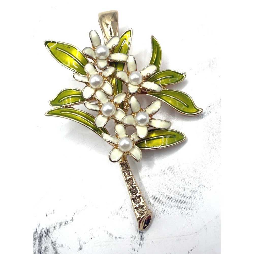 RMN Floral Pendant‎ Necklace Green Enamel Cream Pearl Rhinestone Gold Tone